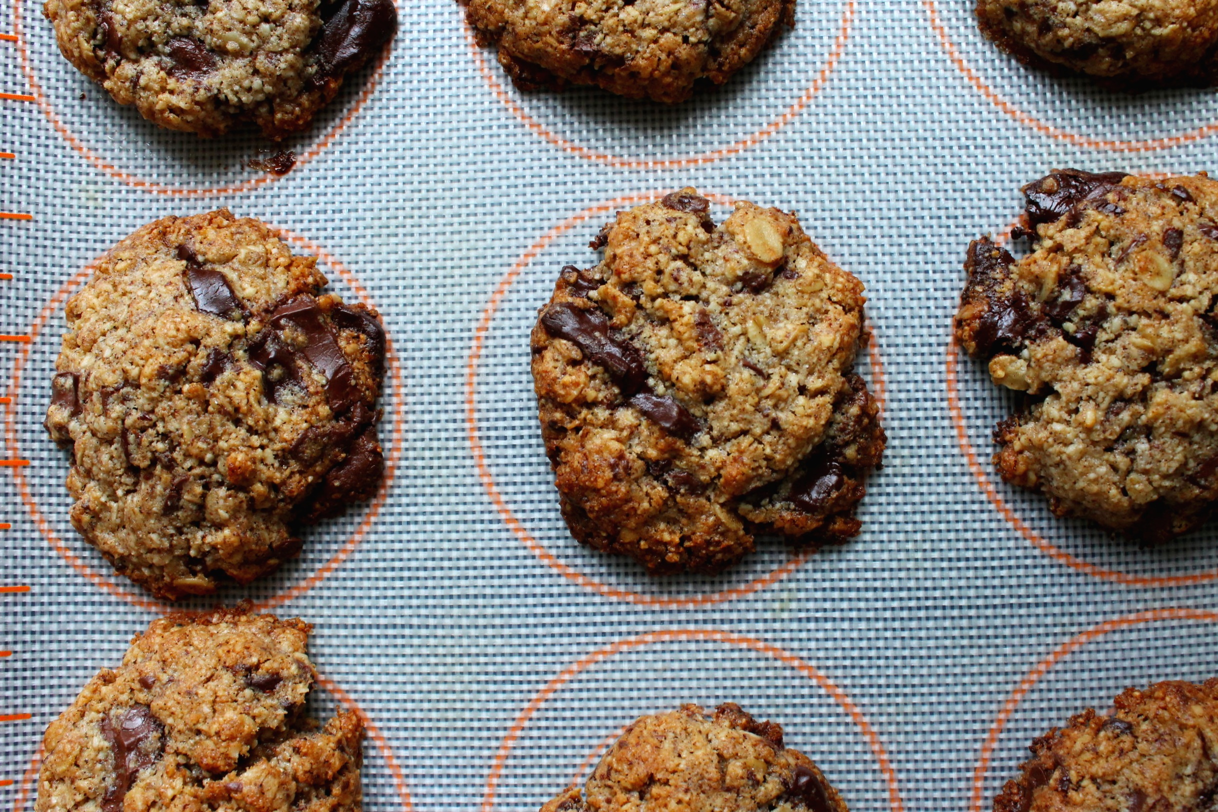 Gluten free chocolate chunk cookies | Beloved Kitchen